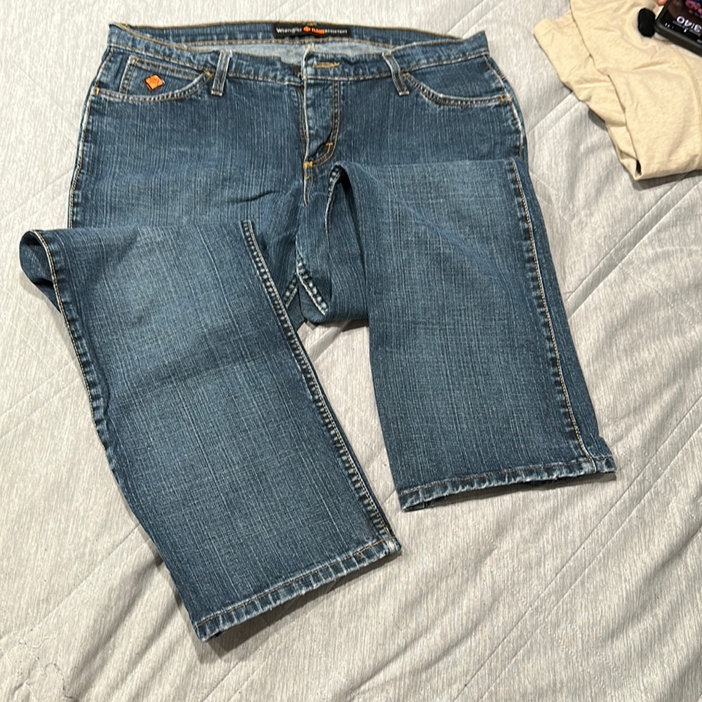 Wrangler FLAME RESISTANT